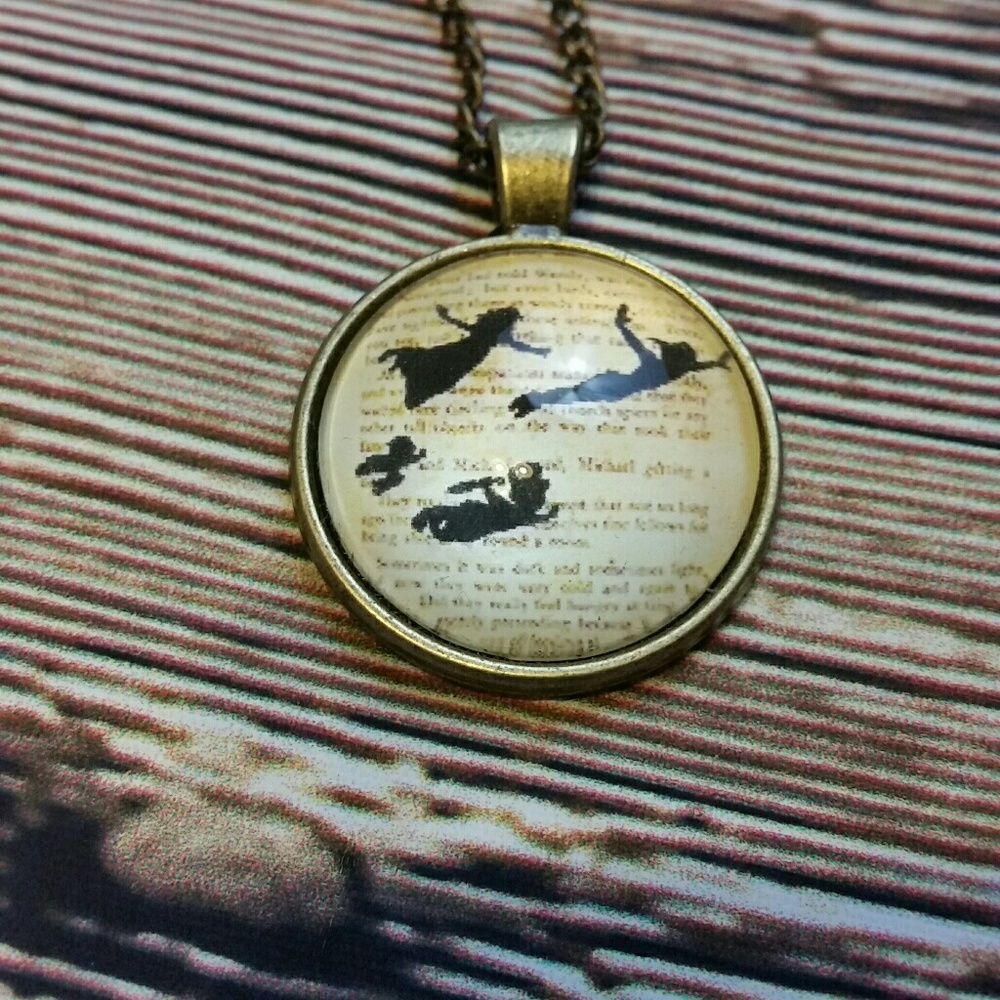 Flying Peter Pan necklace